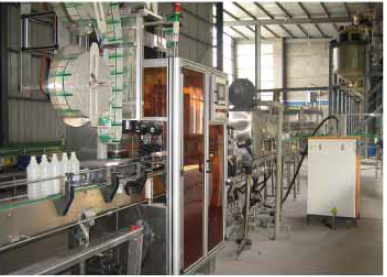 Mesin label lengan menyusut tahan air dan tahan karat untuk botol PVC dan PET