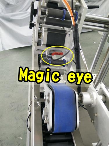 Kecepatan tinggi Delta servo pelabelan mesin pelabelan botol driver motor untuk botol bulat kecil