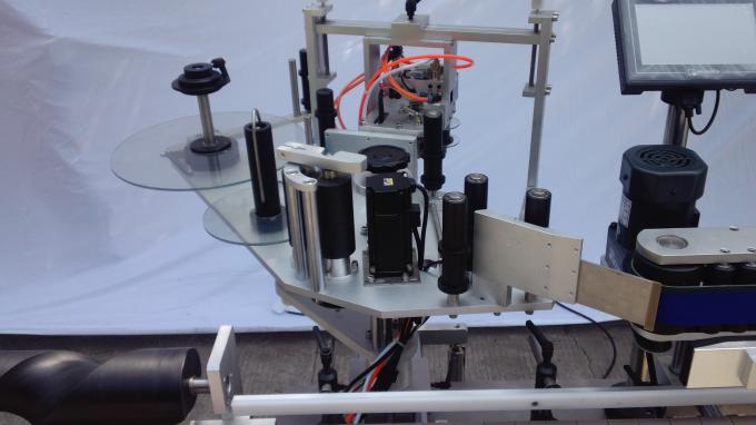 Mesin pelabelan tag plastik untuk sisi ganda atau satu sisi 220V 1.5HP 50 / 60HZ