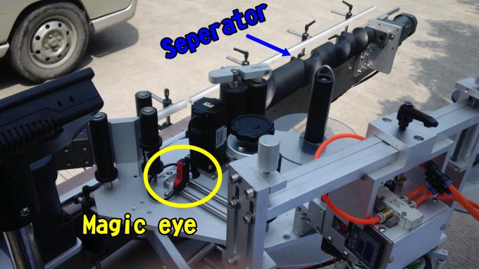 Mesin Aplikator Label cat kuku perekat untuk botol bulat 220V 1.5HP 50 / 60HZ