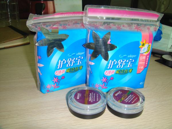 Peralatan Aplikator Label Atas Kecepatan 1-50m / mnt Untuk Permukaan Datar