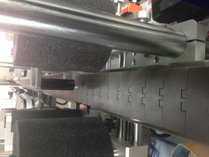 Aplikator Label Botol Bir, Mesin Labeler Otomatis Diameter Gulungan 330mm