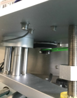 mekanisme up-press mesin pelabel botol otomatis atas botol dengan sertifikat CE