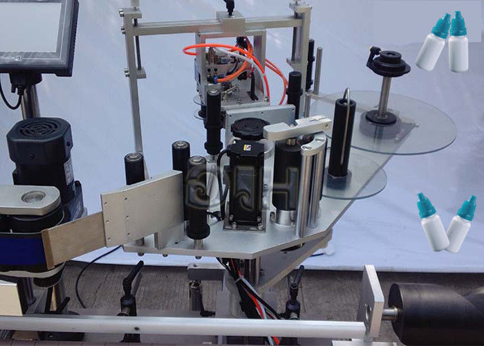 Cina Atas / Bawah Sisi Stiker Vertikal Mesin Pelabelan Botol Bulat Dengan pemasok Otomatis