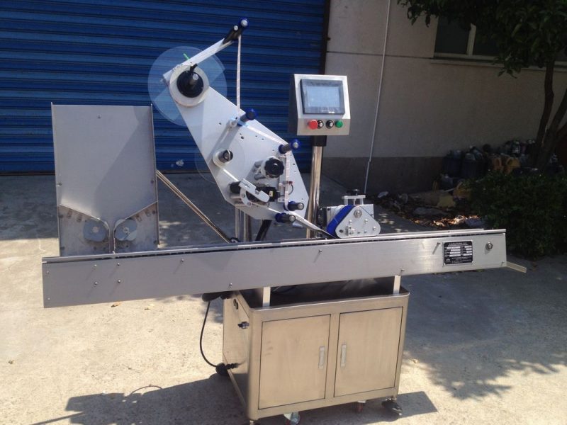 Cina Mesin pelabelan botol otomatis yang disesuaikan untuk pemasok stiker label botol penisilin kecil