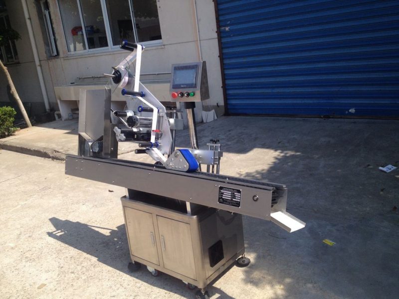 Cina 12-25mm Diameter botol bulat stiker perekat diri mesin pelabelan otomatis untuk pemasok kosmetik tongkat bibir