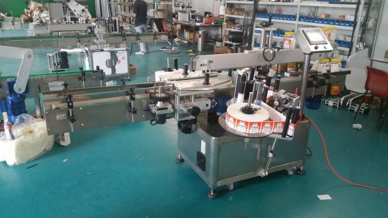 Cina Automatic Bottle Labeler Mesin Pelabelan Stiker Sisi Ganda Untuk Kantong Berdiri pemasok