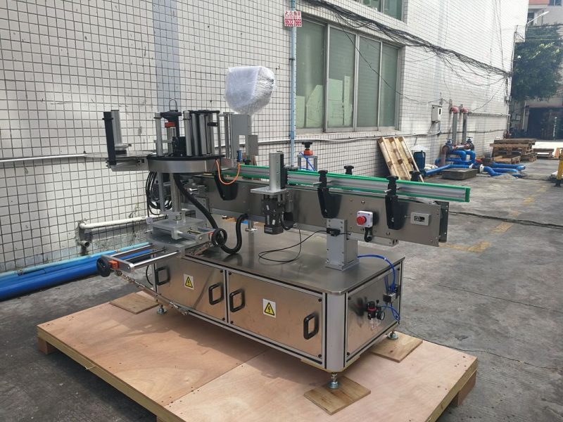 Cina Self Adhesive Automatic Round Bottle Sticker Labeling Machine pemasok kontrol PLC